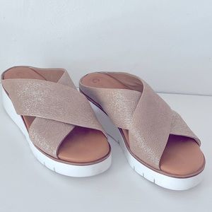 Corso Como Gold Slide